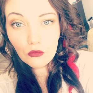 Meet your Posher, Holly